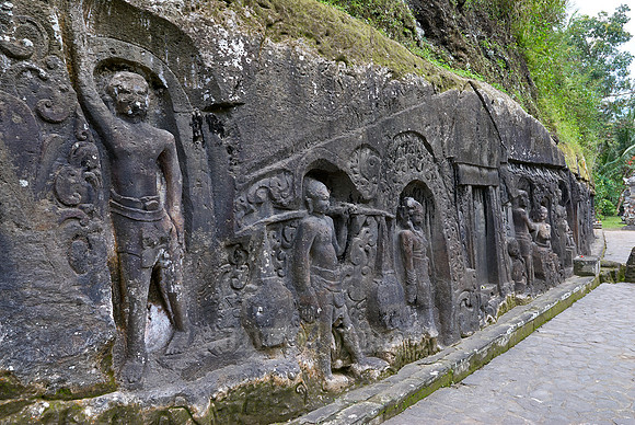 stone reliefs of Yeh Pulu