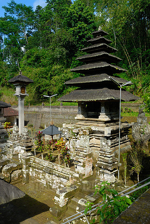 hindu temple Pura Yeh Gangga