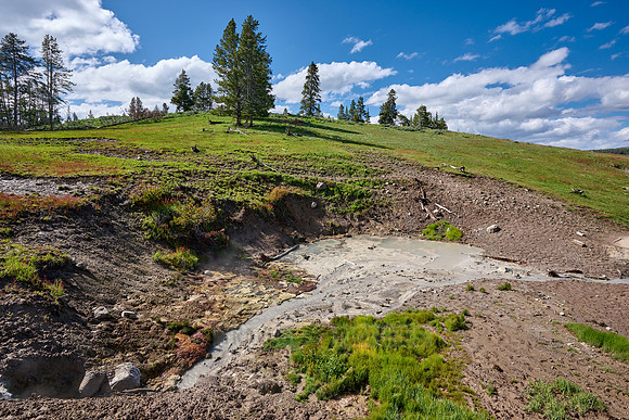 Sizzling Basin, Mud Volcano Area