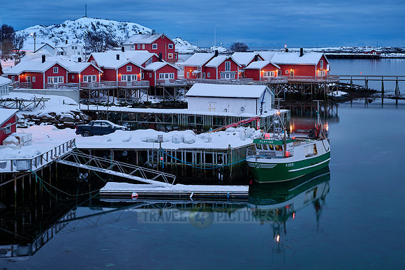 view of Reine, Lofoten