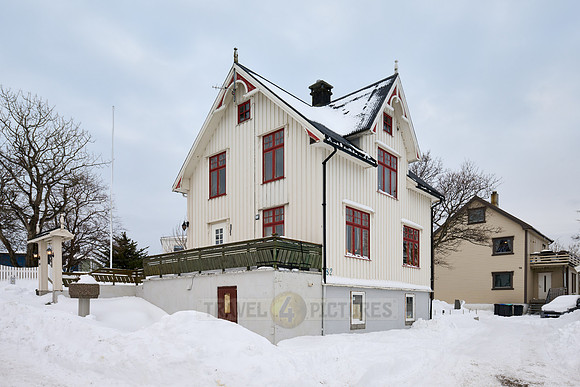 wooden buildings of Henningsvær, Lofoten