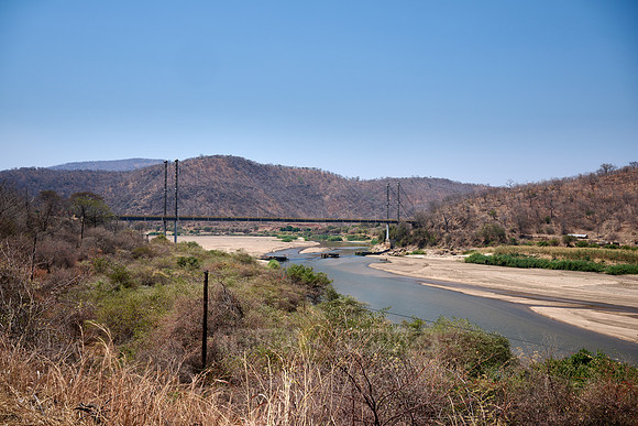 Luangwa Bridge, bridge at Great east road over Luangwa river, Zambia