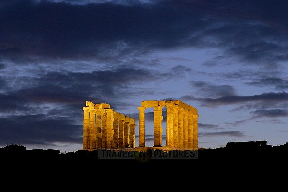 illuminated ruins of Temple of Poseidon