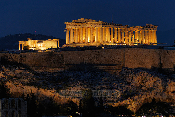 night shot of illuminated Acropolis