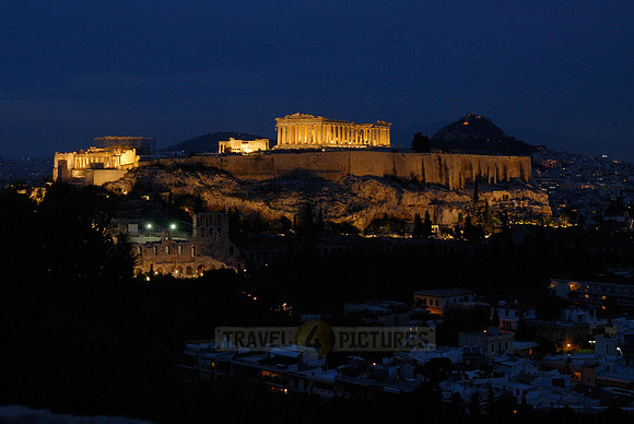 night shot of illuminated Acropolis