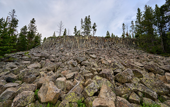 Sheepeater Cliff, Yellowstone National Park