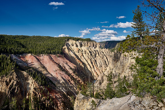 colorful stone formations of Grand Canyon Of The Yellowstone at Artist Point