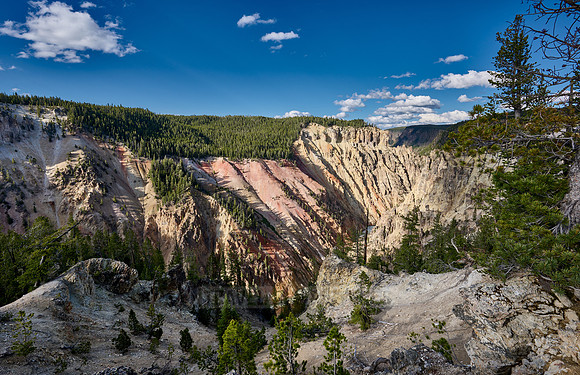 colorful stone formations of Grand Canyon Of The Yellowstone at Artist Point