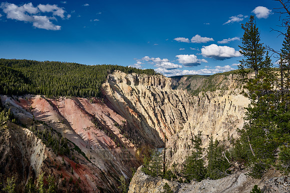 colorful stone formations of Grand Canyon Of The Yellowstone at Artist Point