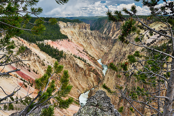 colorful stone formations of Grand Canyon Of The Yellowstone from Inspiration Point