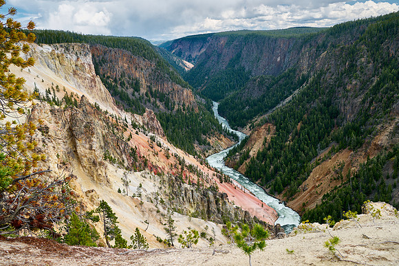 colorful stone formations of Grand Canyon Of The Yellowstone from Inspiration Point