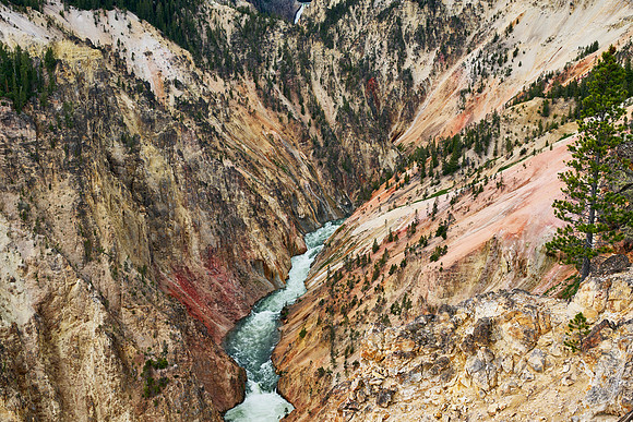 colorful stone formations of Grand Canyon Of The Yellowstone from Inspiration Point