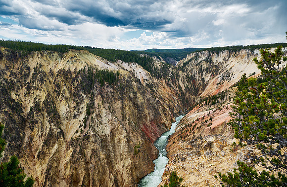 colorful stone formations of Grand Canyon Of The Yellowstone from Inspiration Point