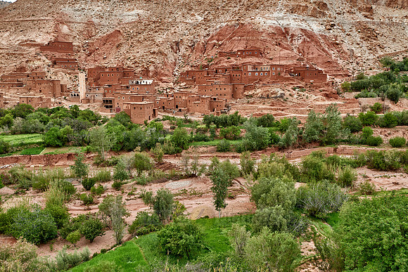 village in a valley near Ait-Ben-Addou