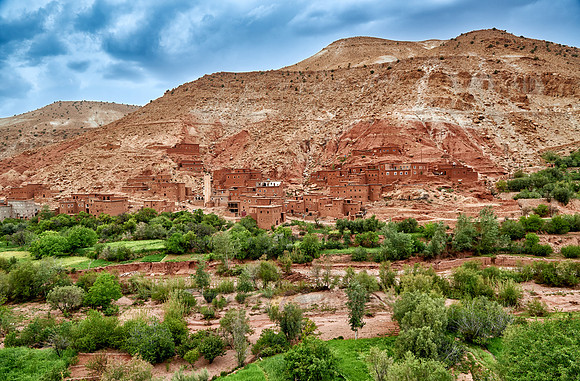 village in a valley near Ait-Ben-Addou