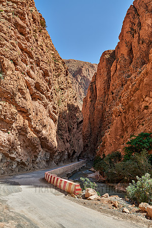 road through landscape of Gorge de Dades