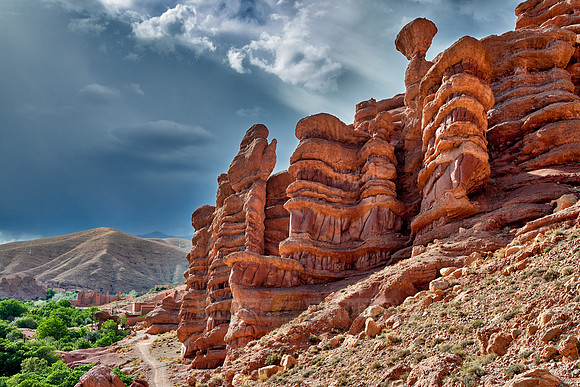monkey fingers, spectacular rock landscape