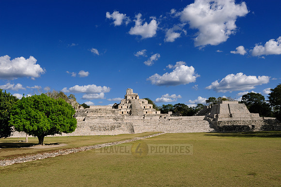 pyramids of Mayasite Edzna