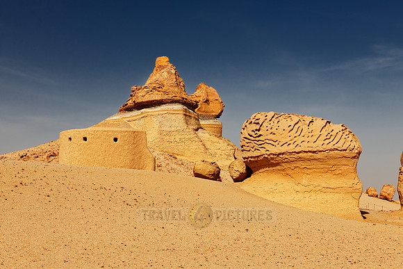 desert landscape at Wadi Hitan