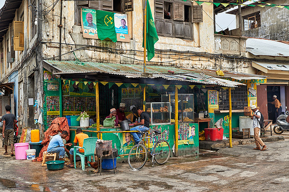 street scene in Stone Town