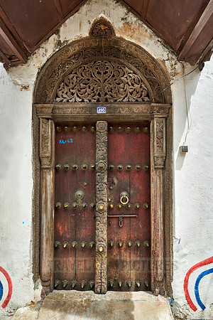 typical carved doors in Stone town