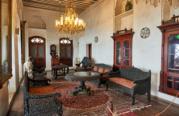 interior shot museum Beit-el-Sahel