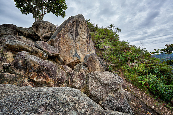 La Chaquira, stone carved figure