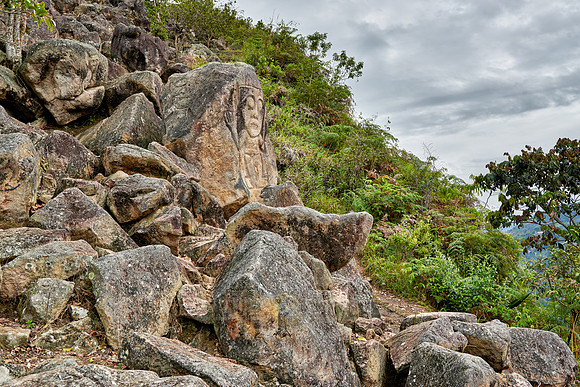 La Chaquira, stone carved figure