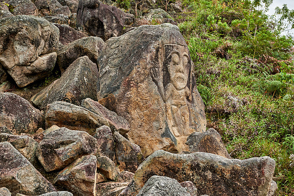 La Chaquira, stone carved figure