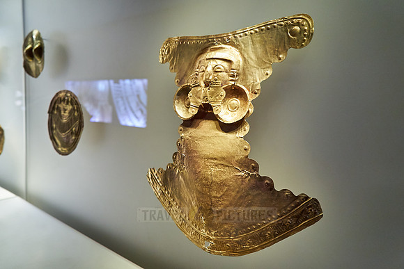 cabinet in Gold Museum