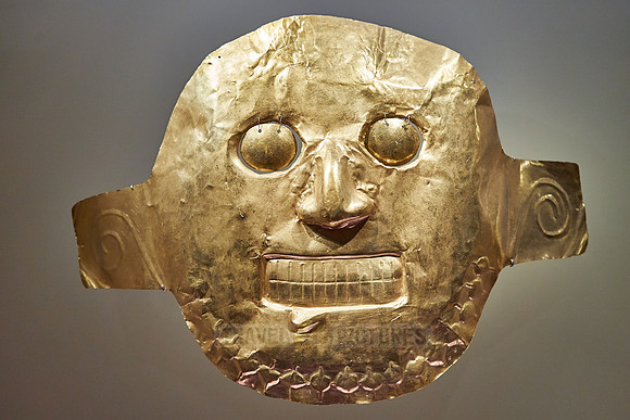 Golden mask