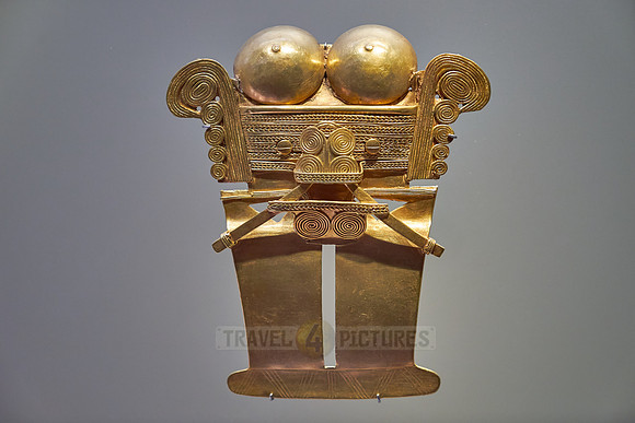 filigree golden pieces of exhibition