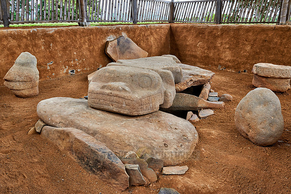 Parque Arqueologico Alto De Los Idolos