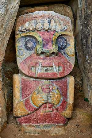 El Purutal, painted stone carved figures