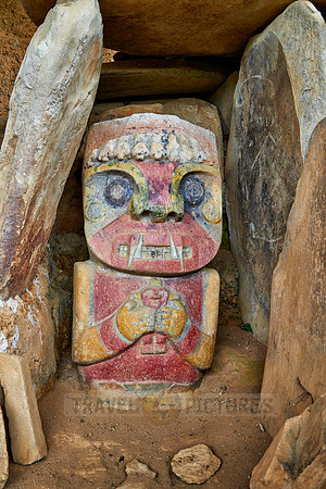 El Purutal, painted stone carved figures