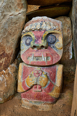 El Purutal, painted stone carved figures