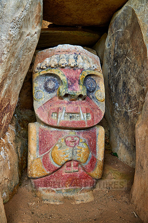 El Purutal, painted stone carved figures