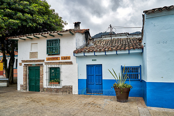 old buildings at Plaza Chorro de Quevedo