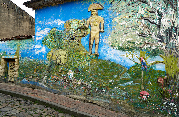graffiti in La Candelaria