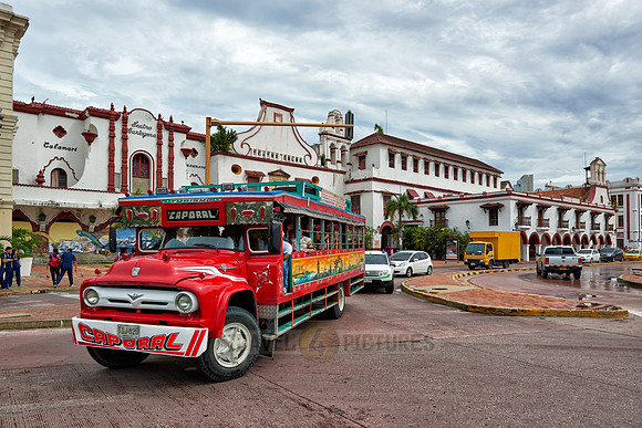Chiva bus