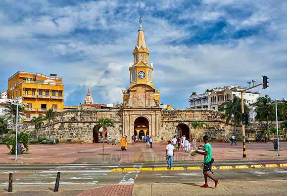 Torre del Reloj and Plaza de la Paz