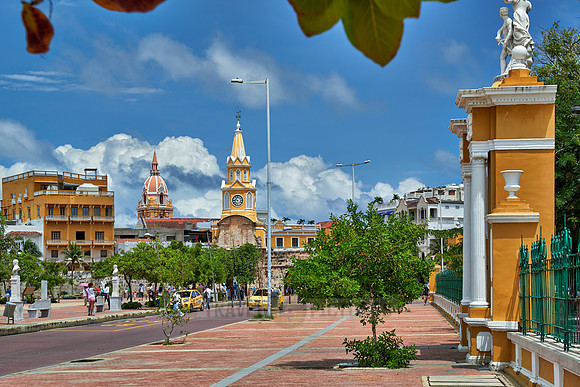 Torre del Reloj and Plaza de la Paz
