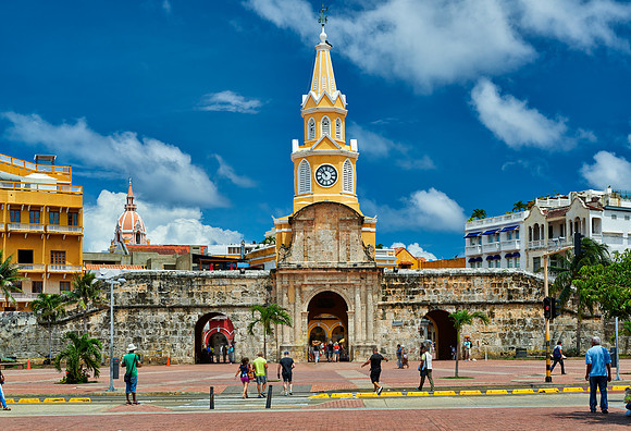 Torre del Reloj and Plaza de la Paz