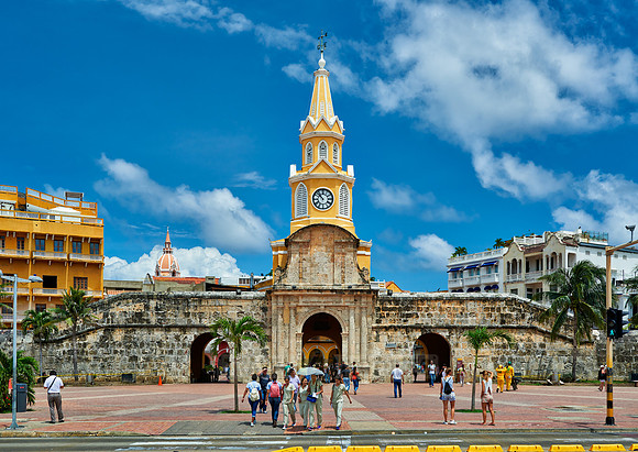 Torre del Reloj and Plaza de la Paz