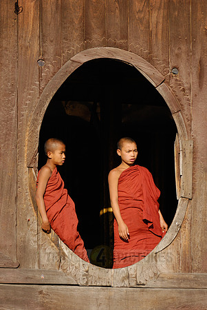 young monks at Shwe-Yaungwe Buddhist Monastery