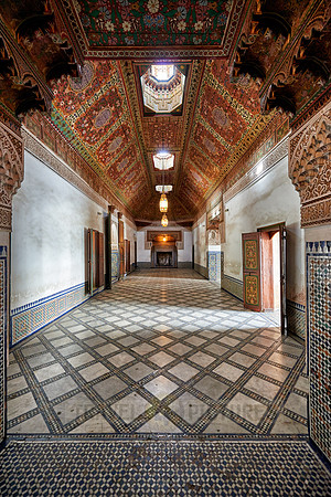 strong decorated ceiling in Bahia Palace