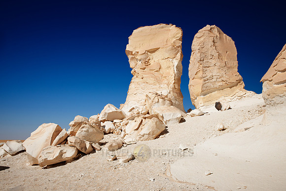 white desert at el Agabat