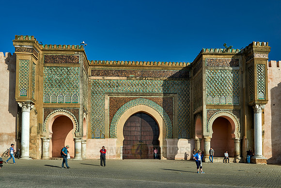 Bab Mansour gate