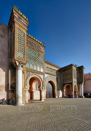 Bab Mansour gate