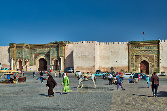 Bab Mansour gate
